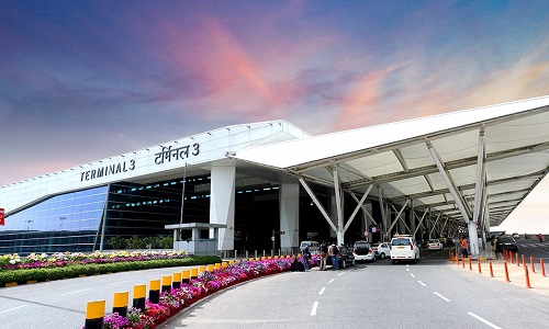 Day 1: Arrival in Delhi Day 1: Arrival in Delhi