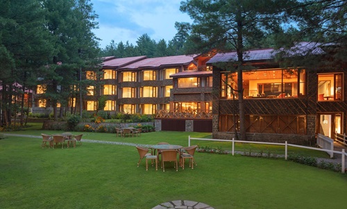 Day 1: Arrival and Transfer to Hotel in Kashmir Day 1: Arrival and Transfer to Hotel in Kashmir