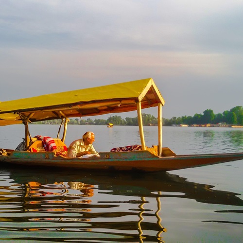 4Nights 5Days Tour of Kashmir